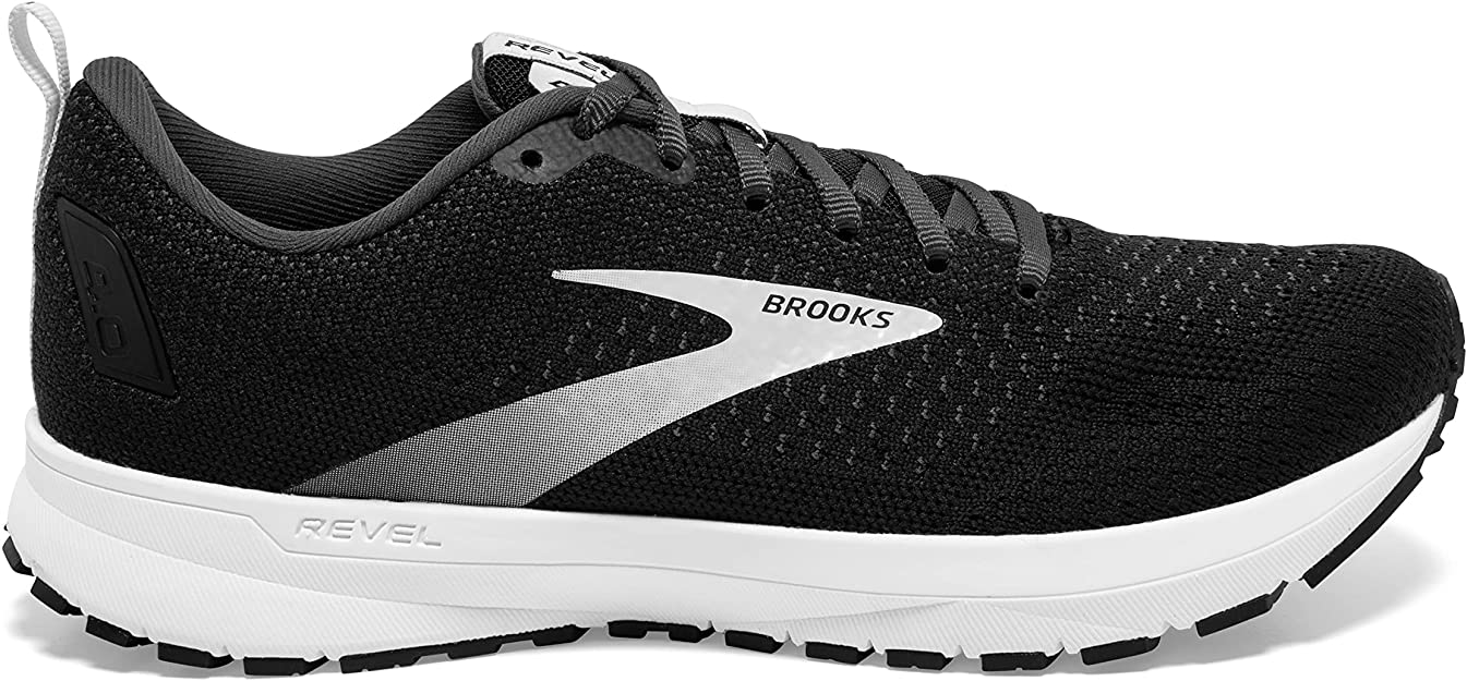 Women's Brooks Revel 4, Black/White, 6 B Medium