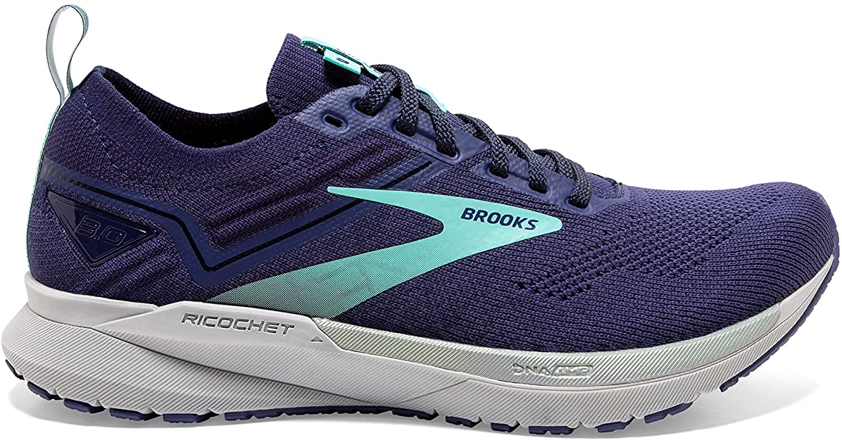 Women's Brooks Ricochet 3, Peacoat/Ribbon/Blue Tint, 6 B Medium
